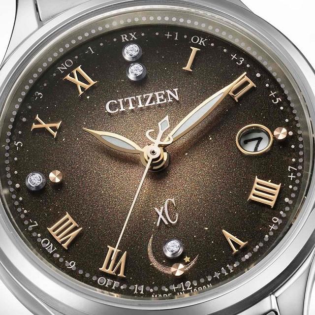 '23-11 エコドライブ レディースソーラー電波 CITIZEN XC/シチズン クロスシー hikari collection Titania Happy Flight 世界限定1,200本 ES9490-79E[H060]｜jewelry-watch-bene｜03