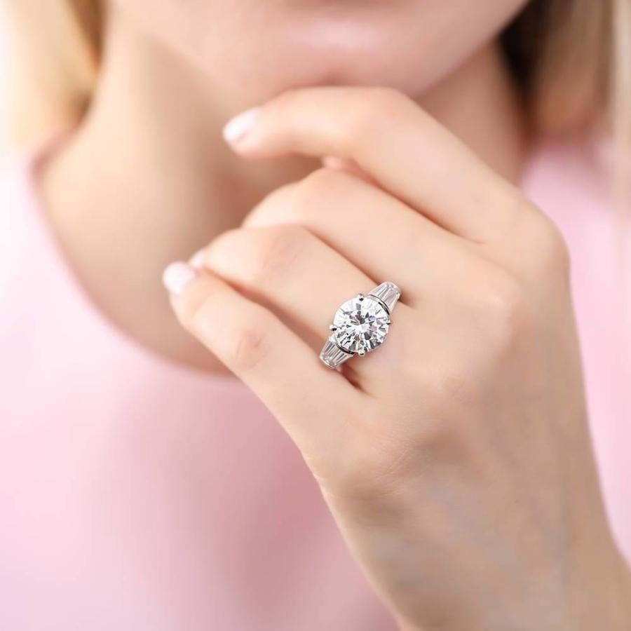 計5 17カラット クラシック リング 指輪 レディース 豪華 結婚式 ウェディング エンゲージリング 婚約指輪 キュービックジルコニア プラチナ おしゃれ Br1222r ジュエリーキャッスル 通販 Yahoo ショッピング