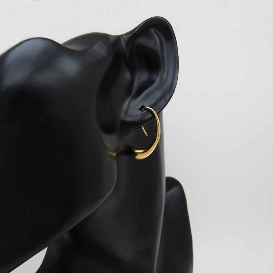 Elsa Peretti ティファニー ティアドロップ ピアス 750YG 新品 Elsa Peretti ティファニー ティアドロップ ピアス 750YG 新品