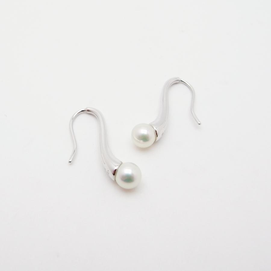 MIKIMOTO（ミキモト） アコヤ真珠 ピアス 4.9mm K18WG 箱 付き Sランク