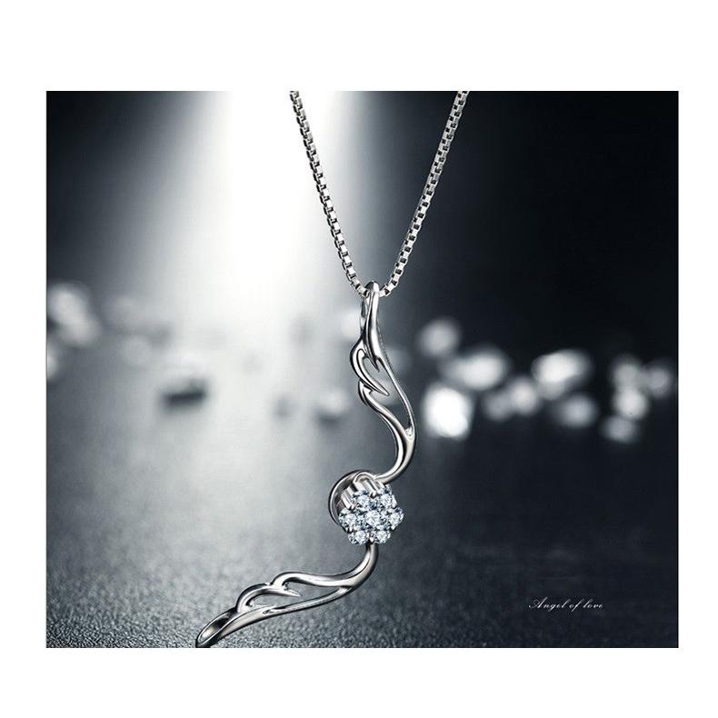 SWAROVSKI ネックレス 翼 天使 スワロフスキー 鎖骨 SILVER925 
