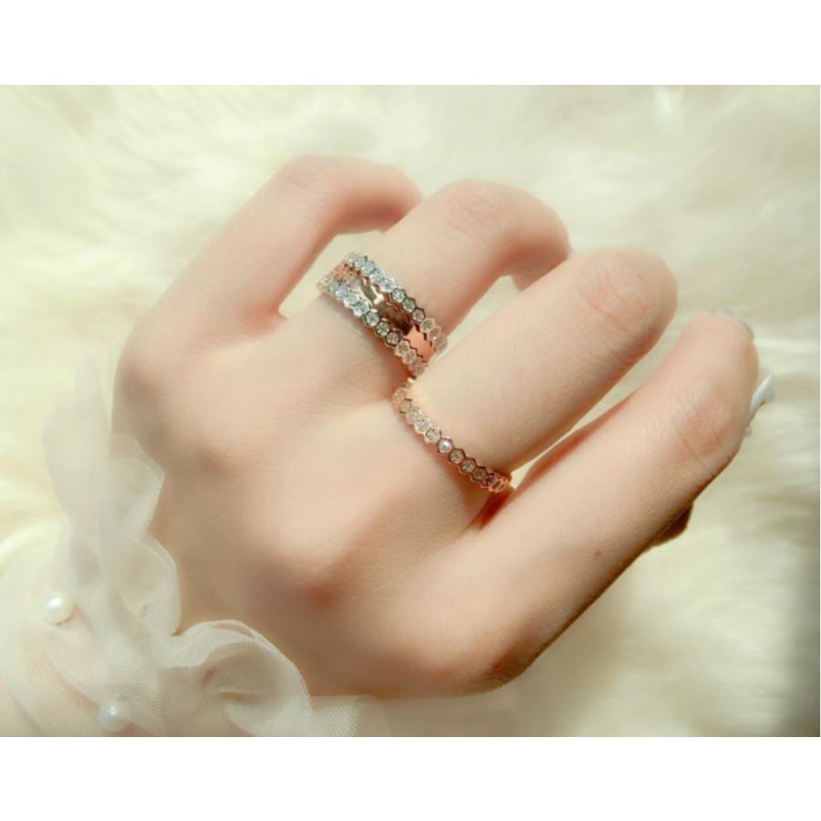 SWAROVSKI（スワロフスキー） 指輪 リング 真っ直ぐなデザイン重ね使い