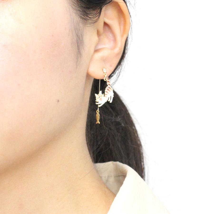 イヤリング ピアス レディース ねこ モチーフ シャーするアクセサリー