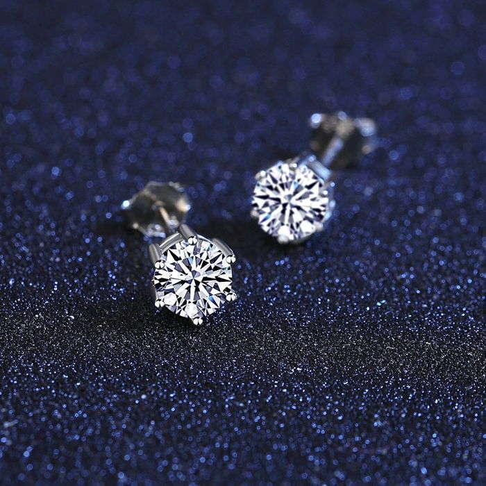 人気ブランド激安通販 ピアス 両耳用 0.5Carat Pair モアサナイト シルバー925 ホワイト シルバー スタッド 中粒 一粒 6本爪 定番 シンプル 通勤 mse009