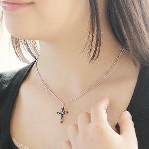 K18WG ブラックダイヤネックレス クロス 十字架 AAA 1.00ct  ダイヤモンド ギフト プレゼント 誕生石 品質保証書 ジュエリーケース付の画像