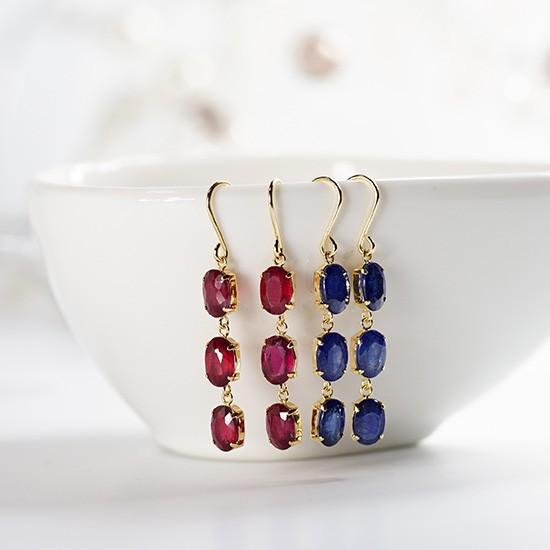 K18サファイアオーバル3連フックタイプブラピアス 品質保証書付き