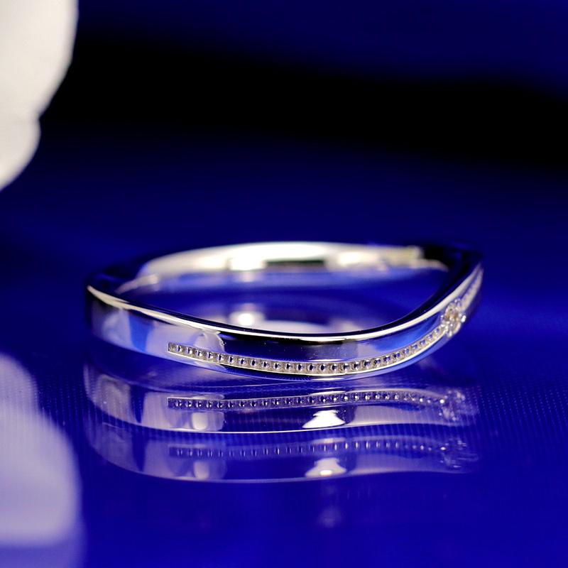 結婚指輪 ダイヤモンド プラチナ pt950 ダイヤ 指輪  マリッジリング 刻印・シークレットストーン無料 FourLovers Meteoreの画像