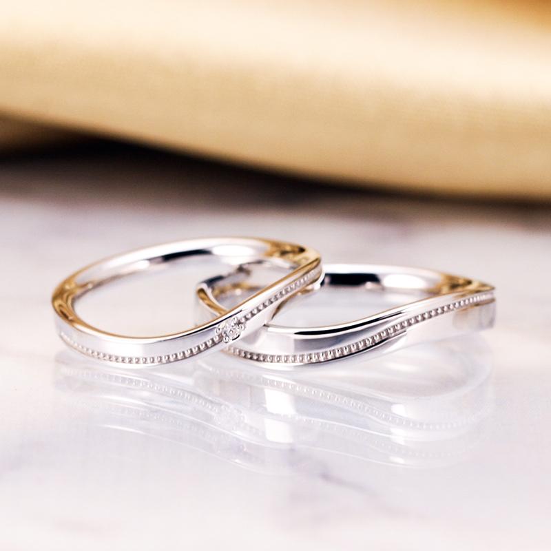 結婚指輪 ダイヤモンド プラチナ pt950 ダイヤ 指輪  マリッジリング 刻印・シークレットストーン無料 FourLovers Meteoreの画像