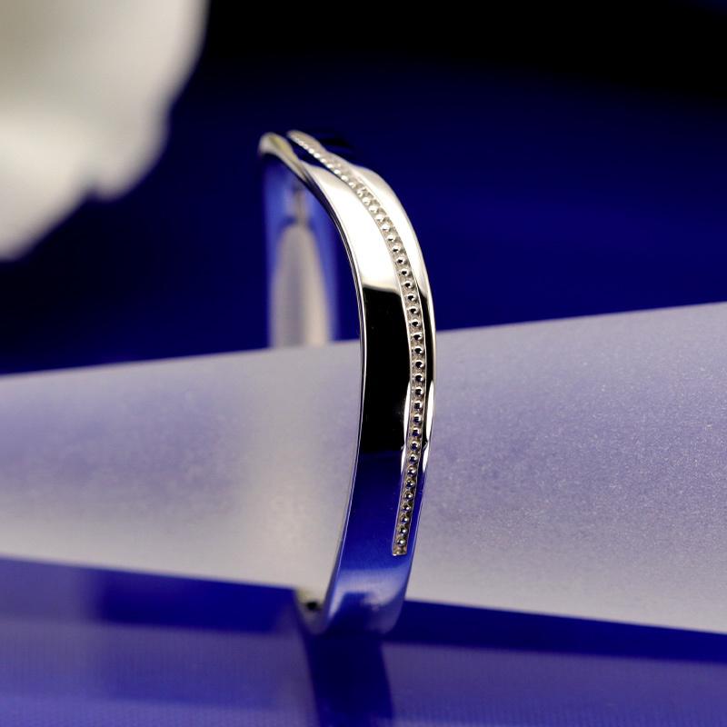 結婚指輪 プラチナ pt950 指輪  マリッジリング 刻印・シークレットストーン無料 FourLovers Meteore メンズの画像