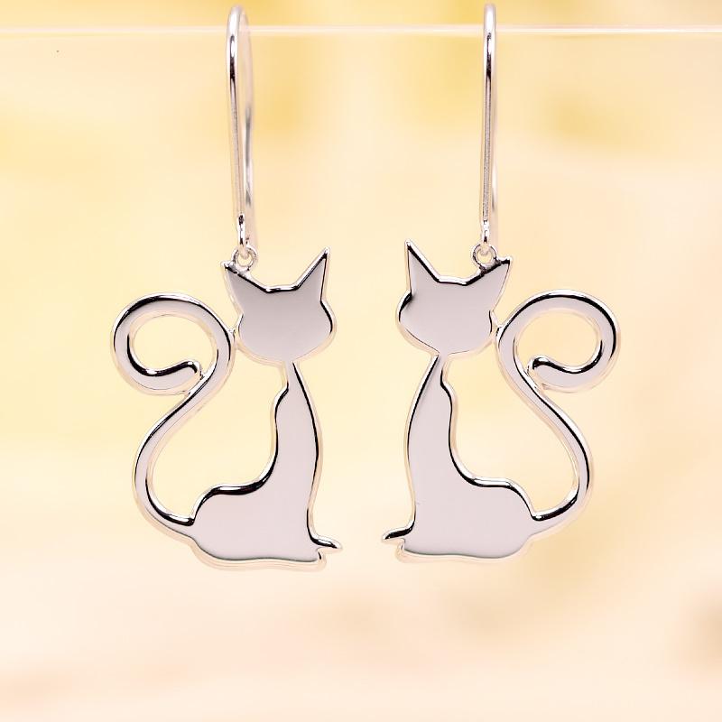 K10 YG/WG/PG 猫 シルエット ピアス 10金 K10 両耳 プレゼント ギフト かわいい おしゃれ ねこ ゴールドカラーは選べる おすわりの画像