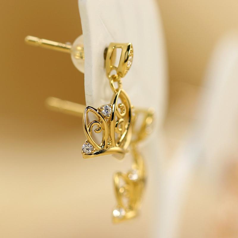 K10 YG/WG/PG ダイヤモンド  0.06ct Hカラークラス/SIクラス クラウン モチーフ ピアス 王冠 クラシカル ゴールド 10金 ダイヤ カラーは選べる プレゼント 両耳の画像