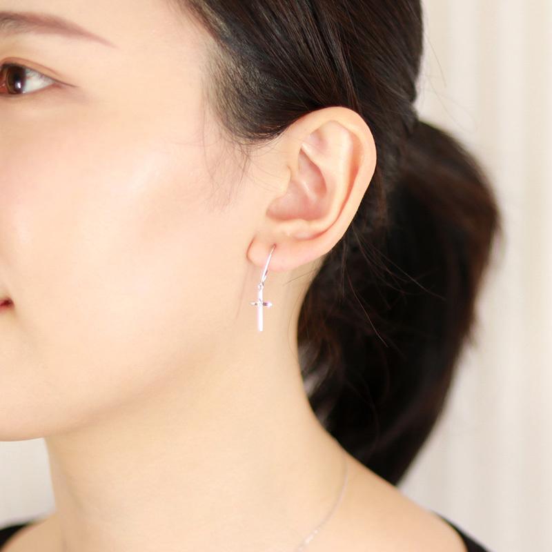 K18 YG/WG/PG ダイヤモンド  0.02ct Hカラークラス/SIクラス クロス モチーフ ピアス 十字架 クラシカル ゴールド 18金 ダイヤ カラーは選べる プレゼント 両耳の画像