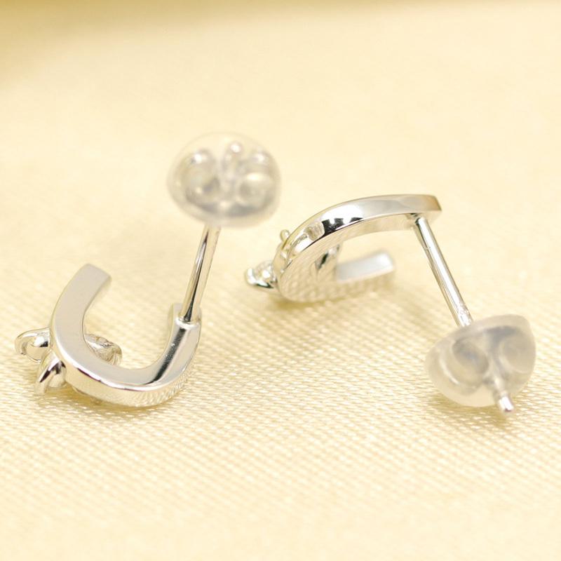 K10 YG/WG/PG ダイヤモンド  0.10ct Hカラークラス/SIクラス 馬蹄 小花 モチーフ ピアス ホースシュー ゴールド 10金 ダイヤ カラーは選べる プレゼント 両耳の画像