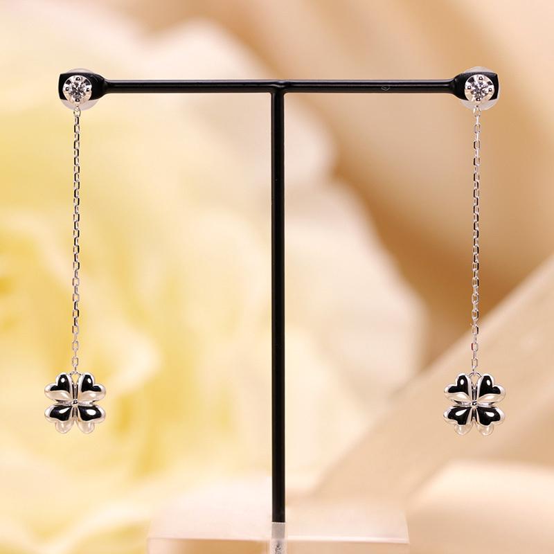 K10 YG/WG/PG ダイヤモンド  0.08ct Hカラークラス/SIクラス クローバー モチーフ ピアス 四葉 幸運 ゴールド 10金 ダイヤ カラーは選べる プレゼント 両耳の画像