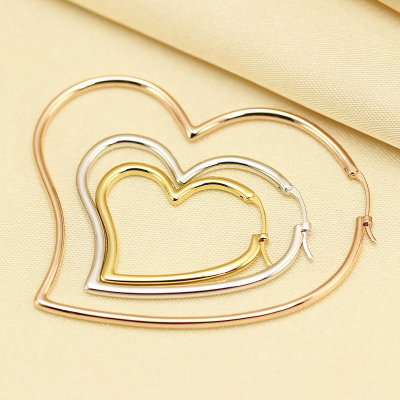 K18 ジルコニア ハートフープピアス piasu73-03.jpg