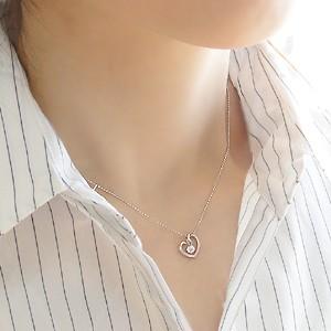PT900【0.15ct】ダイヤモンド ペンダント 一粒 ハートモチーフ スクウォーティ  pt900 プラチナ Hカラークラス・SIクラス  jdp0001の画像
