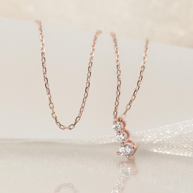 K18YG/WG/PG ダイヤモンド 0.1ctUP 【Hカラークラス/SIクラス】 トリロジー ペンダント ネックレス ダイヤ  18金 ゴールド プレゼント ギフトの画像