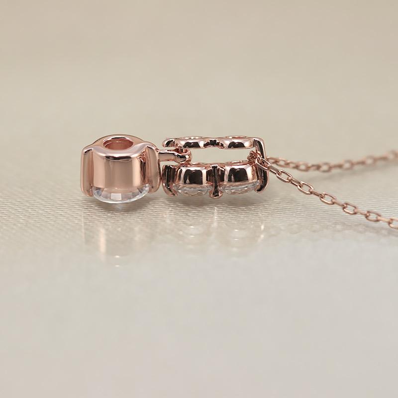 K10YG/PG ダイヤモンド 0.5ctUP 【Hカラークラス/SIクラス】 トリロジー ペンダント ネックレス ダイヤ  10金 ゴールド プレゼント ギフトの画像