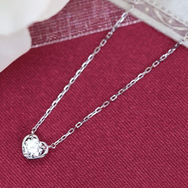 pt900 ダイヤモンド 0.2ct 【Hカラークラス/SIクラス】 プチ ペンダント ネックレス ダイヤ  プラチナ ハート アミュレット プレゼント ギフトの画像