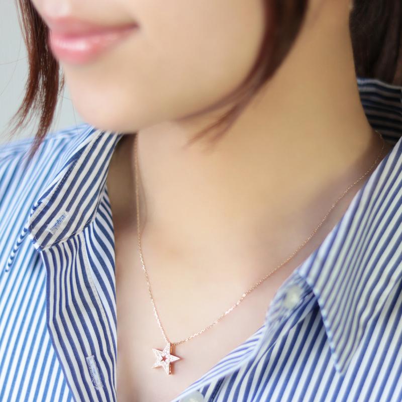 K18YG/WG/PG ダイヤモンド 0.09ct 【Hカラークラス/SIクラス】ペンダント ネックレス 18金 ゴールド スター 星 存在感 カジュアル アクセサリー ファッションの画像