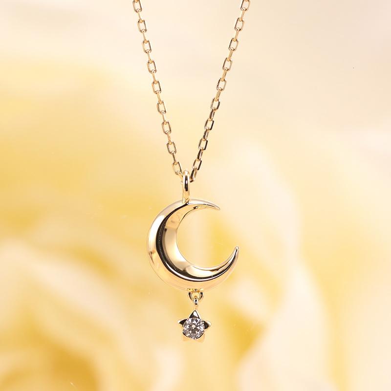 K18YG/WG/PG ダイヤモンド 0.03ct 【Hカラークラス/SIクラス】ペンダント ネックレス 18金 ゴールド ムーン 月 三日月 選べる3カラーの画像