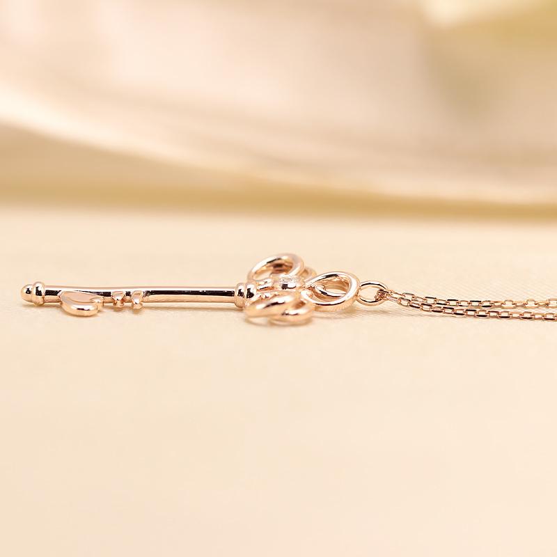 K18 YG/WG/PG ダイヤモンド 0.03ct 鍵モチーフ ペンダント ネックレス ダイヤ ゴールド 18金 K18 ゴールドカラーは選べる プレゼント ギフト 記念日の画像