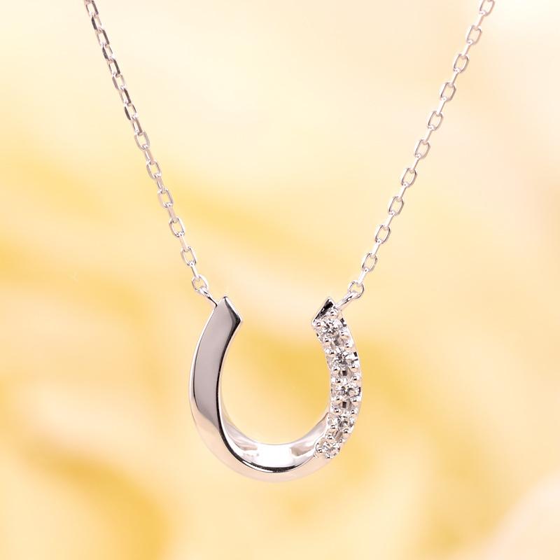 K18 YG/WG/PG ダイヤモンド 0.04ct 馬蹄 ペンダント ネックレス ダイヤ Hカラークラス/SIクラス ゴールド 18金 プレゼント ホースシューの画像