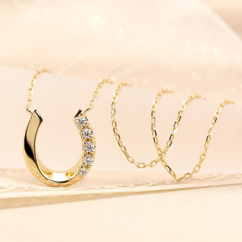 K18 YG/WG/PG ダイヤモンド 0.04ct 馬蹄 ペンダント ネックレス ダイヤ Hカラークラス/SIクラス ゴールド 18金 プレゼント ホースシューの画像