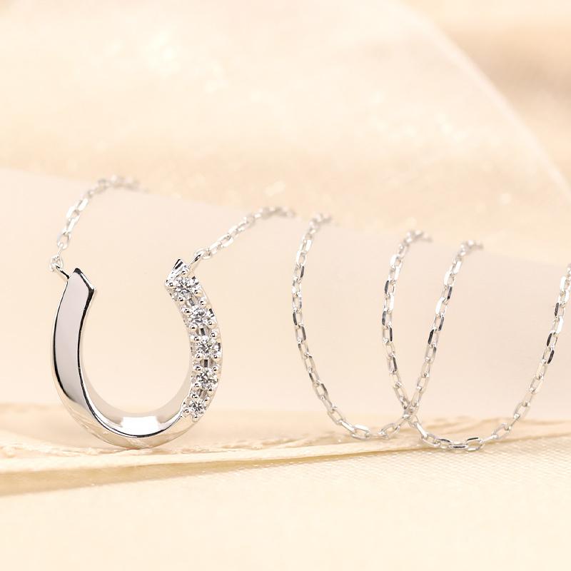 K18 YG/WG/PG ダイヤモンド 0.04ct 馬蹄 ペンダント ネックレス ダイヤ Hカラークラス/SIクラス ゴールド 18金 プレゼント ホースシューの画像