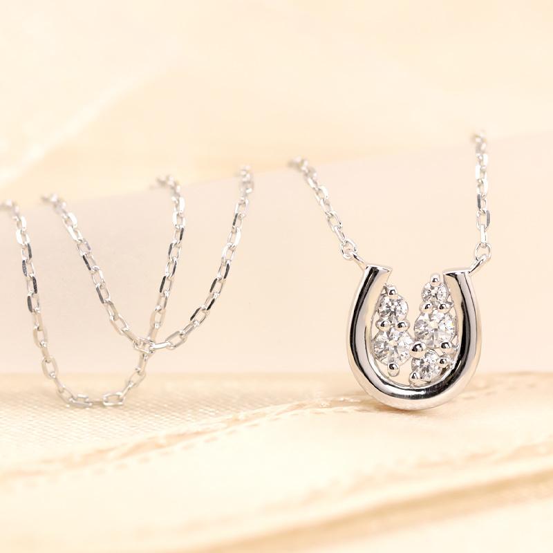 K18 YG/WG/PG ダイヤモンド 0.1ct 馬蹄 ペンダント ネックレス ダイヤ ゴールド 18金 カラーは選べる プレゼント ギフト 記念日 クリスマス ホースシュー 幸運の画像