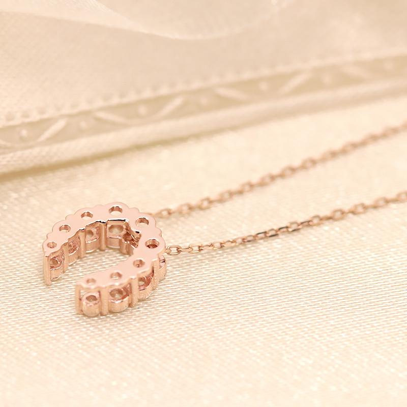 K18 YG/WG/PG ダイヤモンド 0.25ct 馬蹄 ペンダント ネックレス ダイヤ ゴールド 18金 カラーは選べる プレゼント ギフト 記念日 クリスマス ホースシューの画像