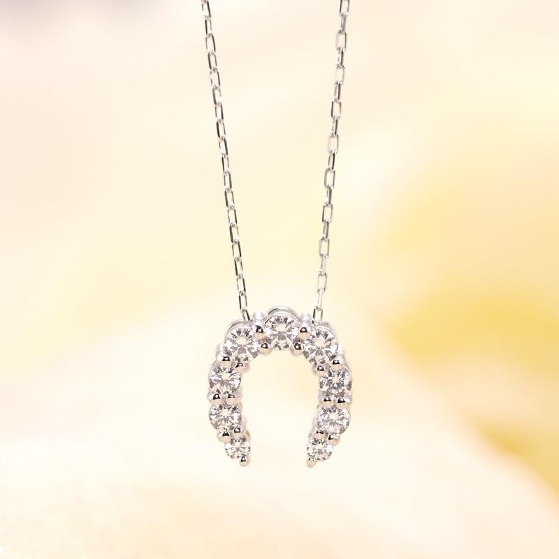 K18 YG/WG/PG ダイヤモンド 0.25ct 馬蹄 ペンダント ネックレス ダイヤ ゴールド 18金 カラーは選べる プレゼント ギフト 記念日 クリスマス ホースシューの画像