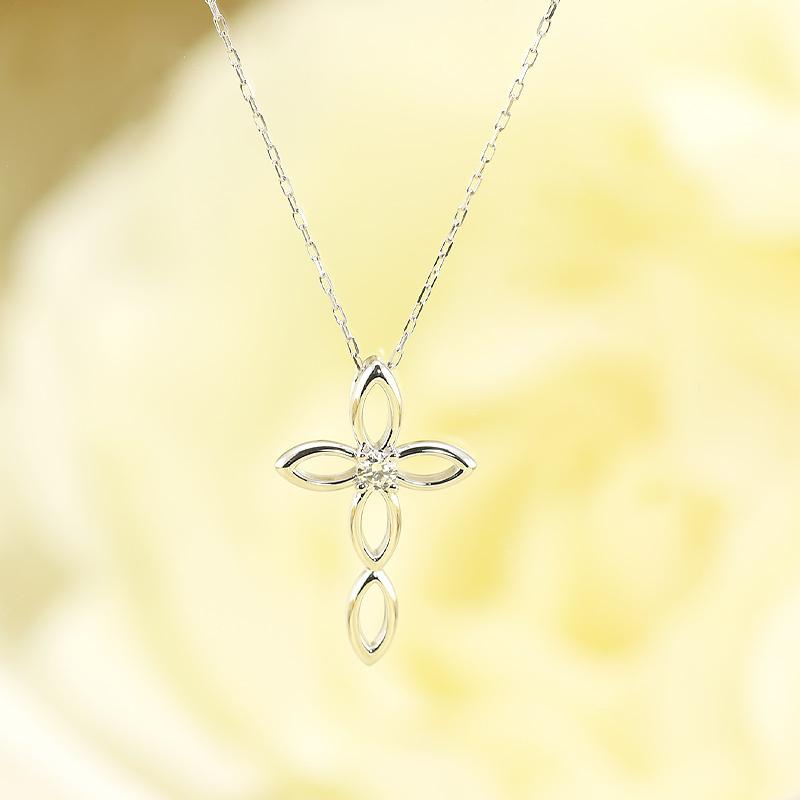 K10 YG/WG/PG ダイヤモンド 0.05ct クロス ペンダント ネックレス ダイヤ ゴールド 10金 カラーは選べる プレゼント ギフト 記念日 クリスマス お守りの画像
