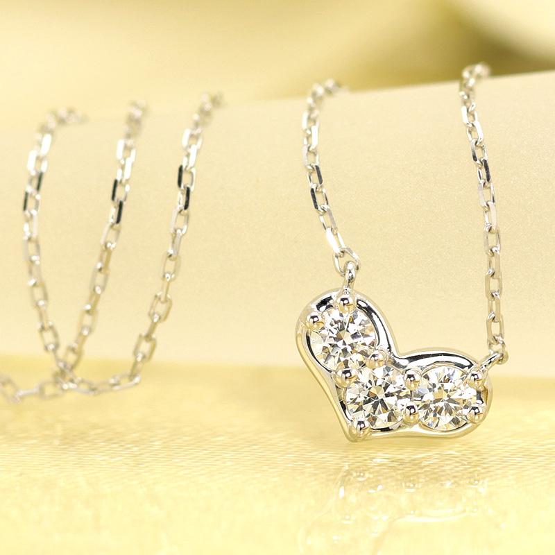 K18 YG/WG/PG ダイヤモンド 3p 0.18ct Hカラークラス/SIクラス ハート モチーフ ペンダント ネックレス ダイヤ ゴールド 18金 カラーは選べる プレゼント 記念日の画像