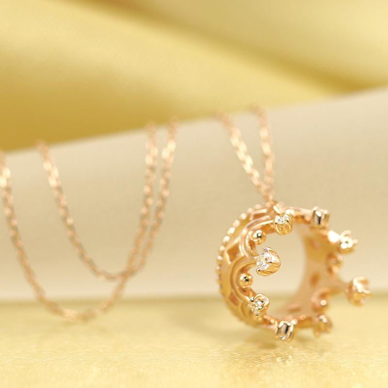 K18 YG/WG/PG ダイヤモンド 8pcs 0.09ct Hカラークラス/SIクラス クラウン ペンダント ネックレス ダイヤ ゴールド 18金 カラーは選べる プレゼント 記念日の画像