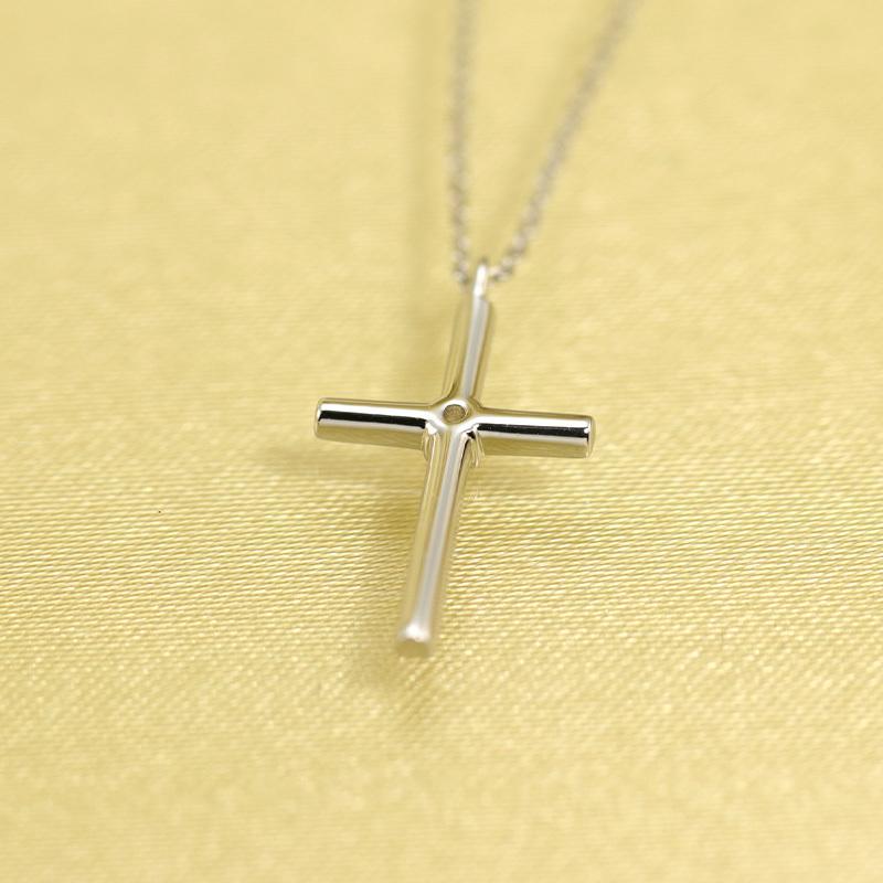 K10 YG/WG/PG ダイヤモンド 0.02ct クロス ペンダント ネックレス ダイヤ ゴールド 10金 カラーは選べる プレゼント ギフト 記念日 クリスマス お守りの画像