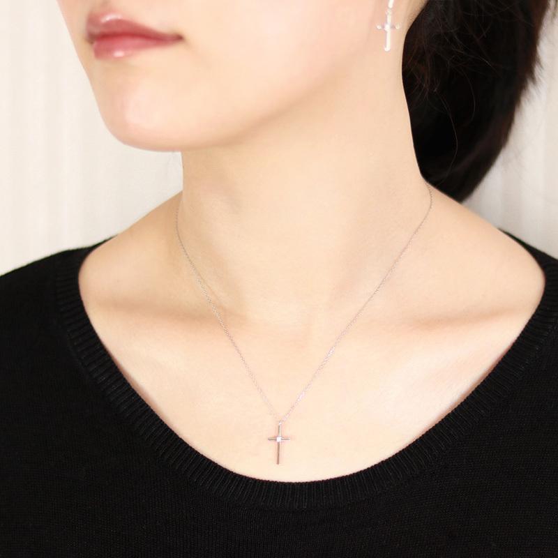 K10 YG/WG/PG ダイヤモンド 0.02ct クロス ペンダント ネックレス ダイヤ ゴールド 10金 カラーは選べる プレゼント ギフト 記念日 クリスマス お守りの画像