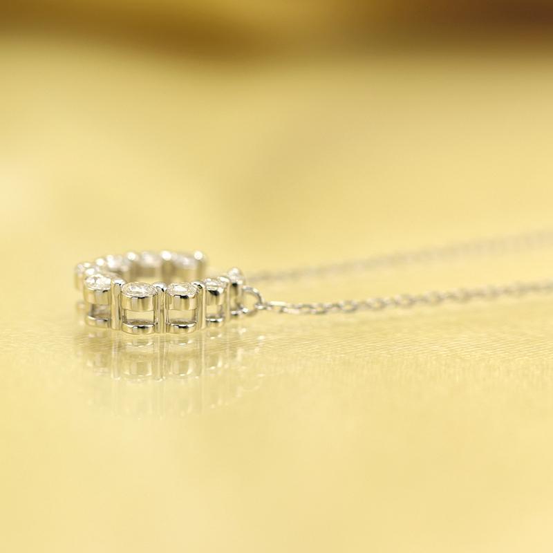 K10 YG/WG/PG ダイヤモンド 9pcs 0.22ct 馬蹄 ペンダント ネックレス ダイヤ ゴールド カラーは選べる 10金 プレゼント ホースシュー クリスマス お守りの画像