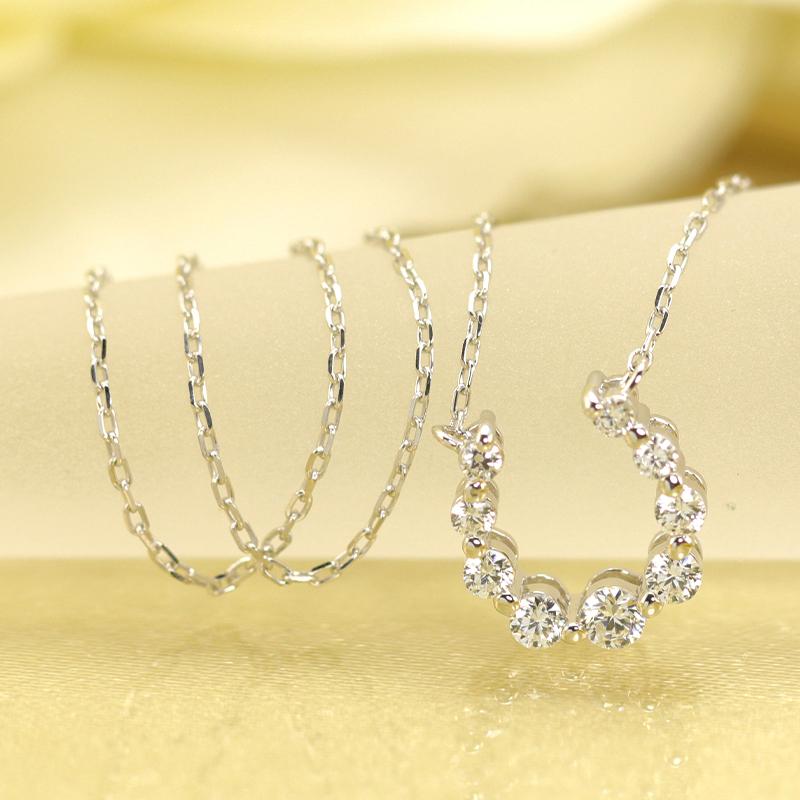 K10 YG/WG/PG ダイヤモンド 9pcs 0.22ct 馬蹄 ペンダント ネックレス ダイヤ ゴールド カラーは選べる 10金 プレゼント ホースシュー クリスマス お守りの画像