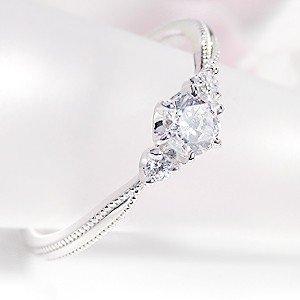 ダイヤモンド リング プラチナ pt950 0.29ct 大粒 ダイヤ 指輪 ３粒 ミル打ち 婚約指輪 エンゲージ エタニティの画像