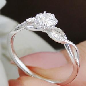 ダイヤモンド リング プラチナ pt950 0.23ctUP 大粒  ダイヤ 指輪 エタニティ 婚約指輪 エンゲージ Hカラークラス・SIクラス 花 フラワー かわいいの画像