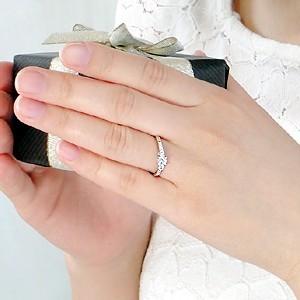 【0.40ct】ダイヤモンド エタニティ リング プラチナ pt950 0.4ctUP ダイヤ 指輪 大粒 センター0.25ct 婚約指輪 エンゲージの画像