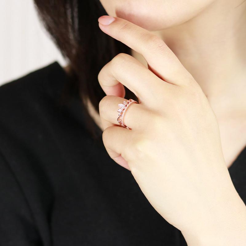 K10 WG/PG/YG ダイヤモンド ティアラ リング 王冠 クラウン 0.04ct ダイヤ 指輪 ゴールド 記念日 プレゼントの画像