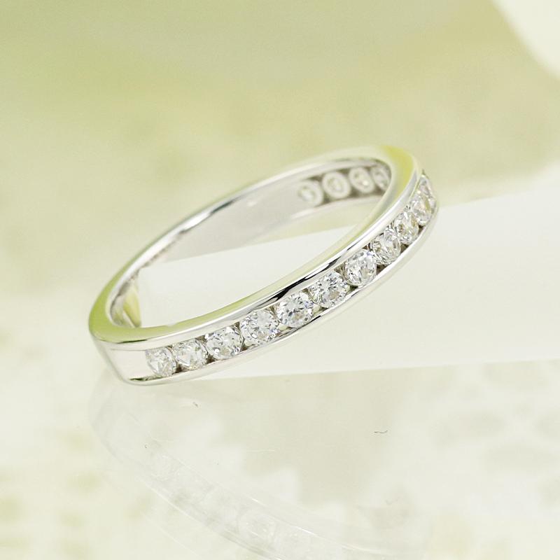 pt950 0.5ct ダイヤモンド エタニティ リング【Fカラー VS VGクラス】レール留 プラチナ ハーフエタニティ 爆買の画像