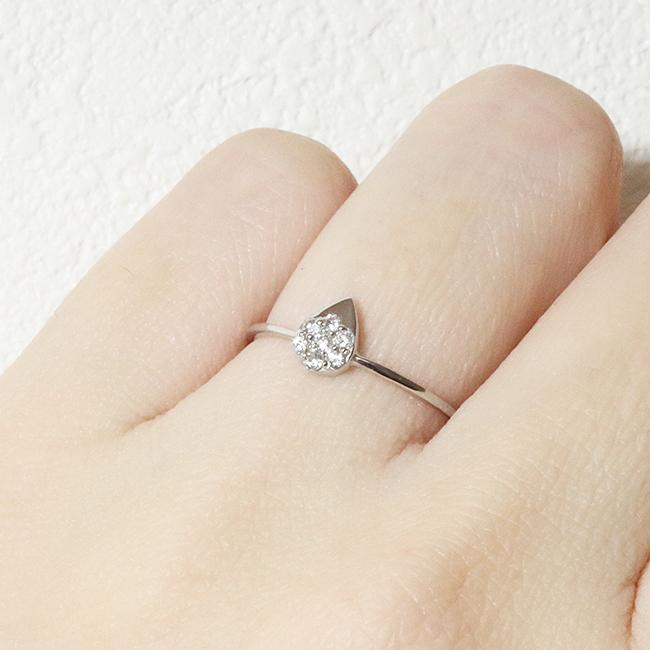 Pt900 しずく 0.08ct 天然ダイヤモンド リング 指輪 雫 涙 ティア 
