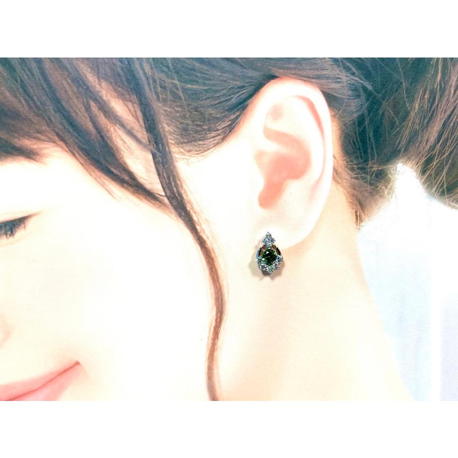 Pt900 デマントイドガーネット ピアス 1月誕生石のアクセサリー Pt900 デマントイドガーネット 1月の