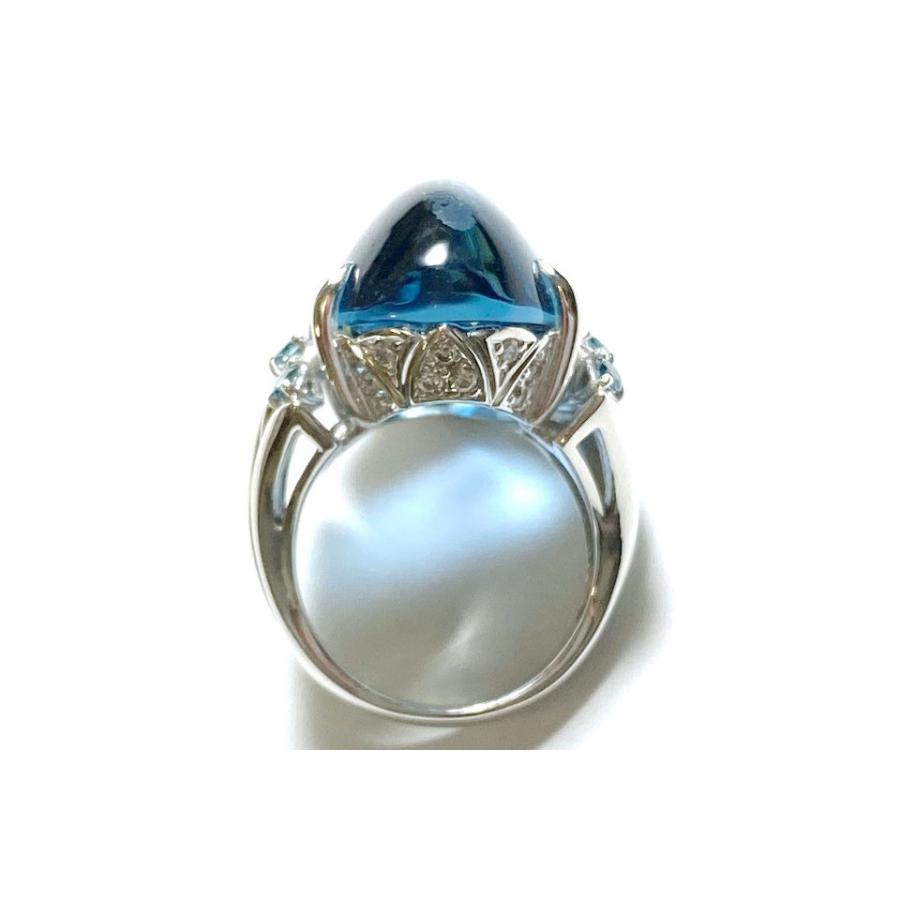 Blue Topaz K18WGブルートパーズ 処理ブルー カラーレスダイヤモンド 