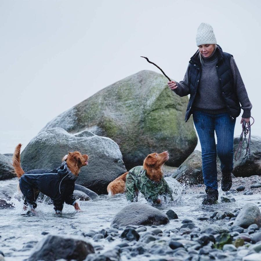 【2026年1月8日以降の発送予定】 フルッタ (Hurtta) ダウンポアスーツ ブラック ペット用 50L 【W2002545956】(10390円)