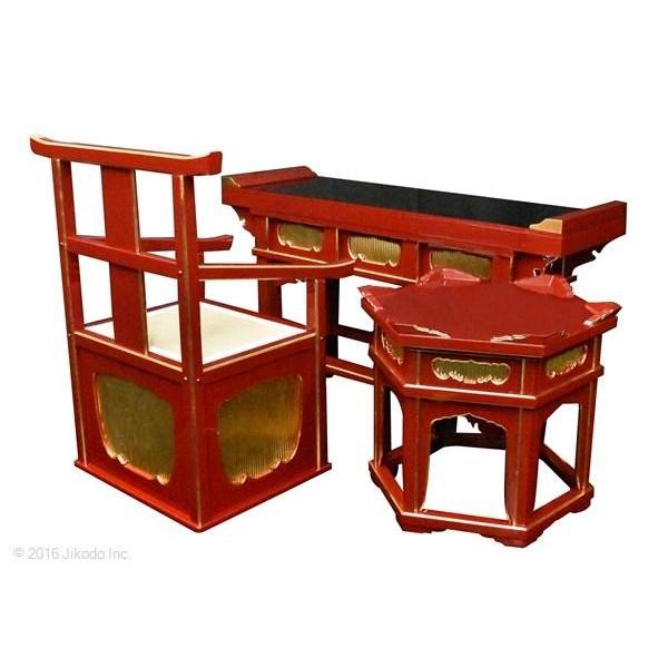 寺院仏具】潤み塗り 前机と高級曲録と木魚台3点セット 安心の 寺院仏具】潤み塗り 前机と高級曲録と木魚台3点セット 安心の