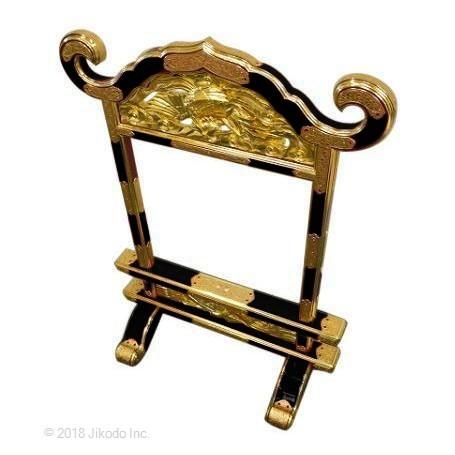 寺院仏具】 黒塗り 磬台(ケイ台) 金具付き 柱内幅1.1尺 自社工場 寺院仏具】 黒塗り 磬台(ケイ台) 金具付き 柱内幅1.1尺 自社工場